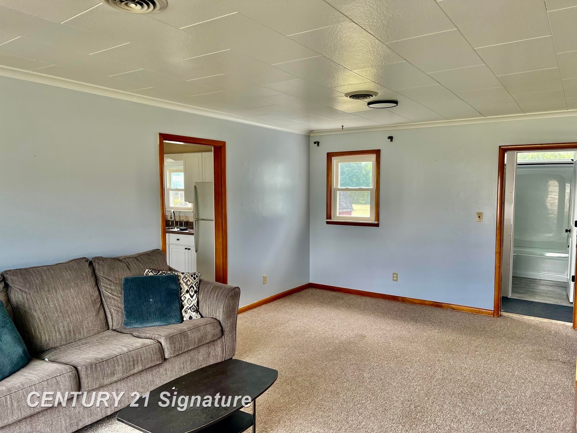 5935 Midland Road Freeland, MI 48623 - Photo 18 of 26 Gallery Image 18
