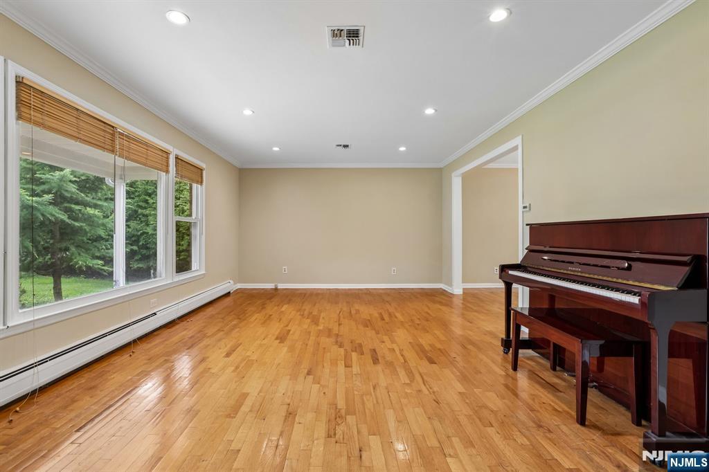 39 Maple Avenue Demarest, NJ 07627 - Photo 17 of 49