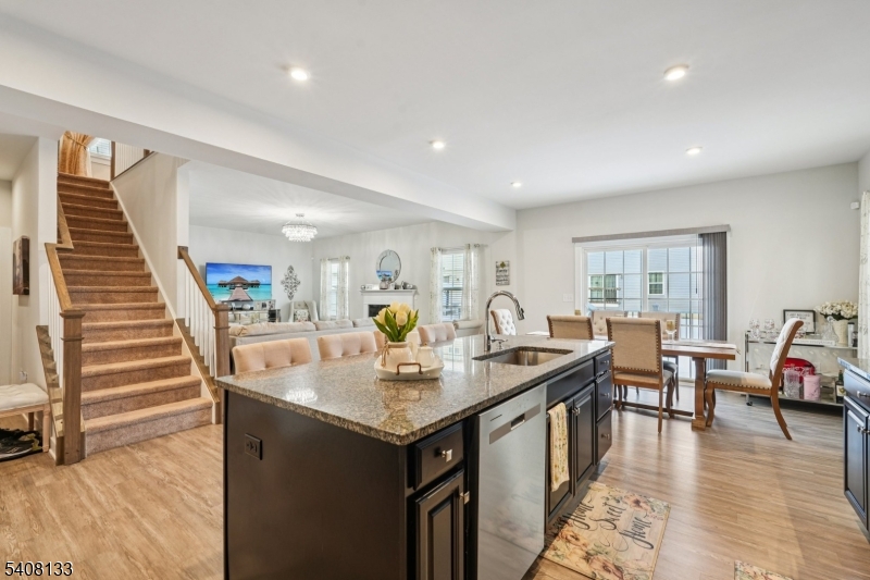 62 Trafalgar Court Sparta, NJ 07871 - Photo 13 of 39