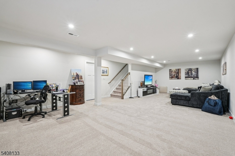 62 Trafalgar Court Sparta, NJ 07871 - Photo 26 of 39