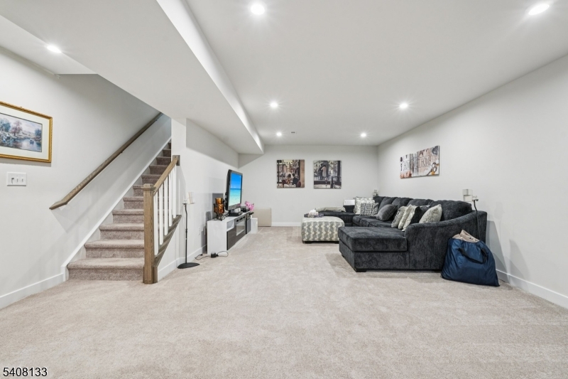 62 Trafalgar Court Sparta, NJ 07871 - Photo 27 of 39