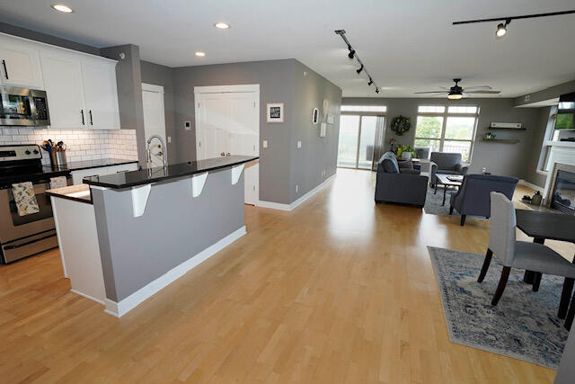 5128 West Bluemound Road, Unit 201 Milwaukee, WI 53208 - Photo 2 of 18 Living Room view