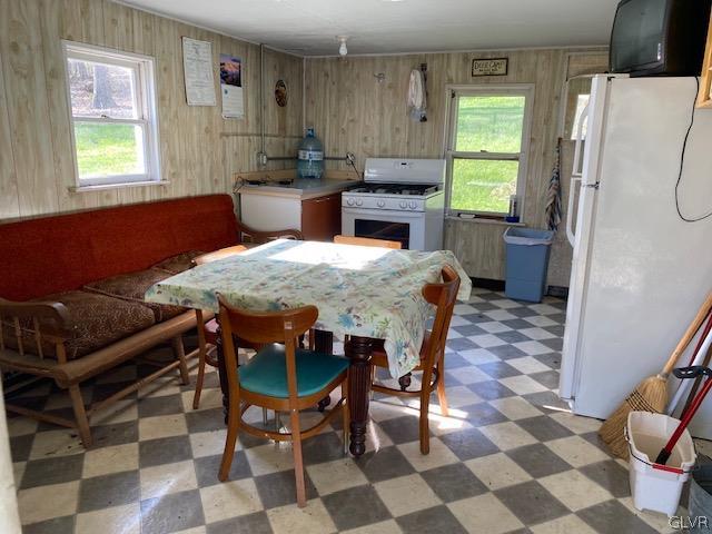 241 Fort Henry Road Bethel, PA 19507 - Photo 2 of 9 Gallery Image 2