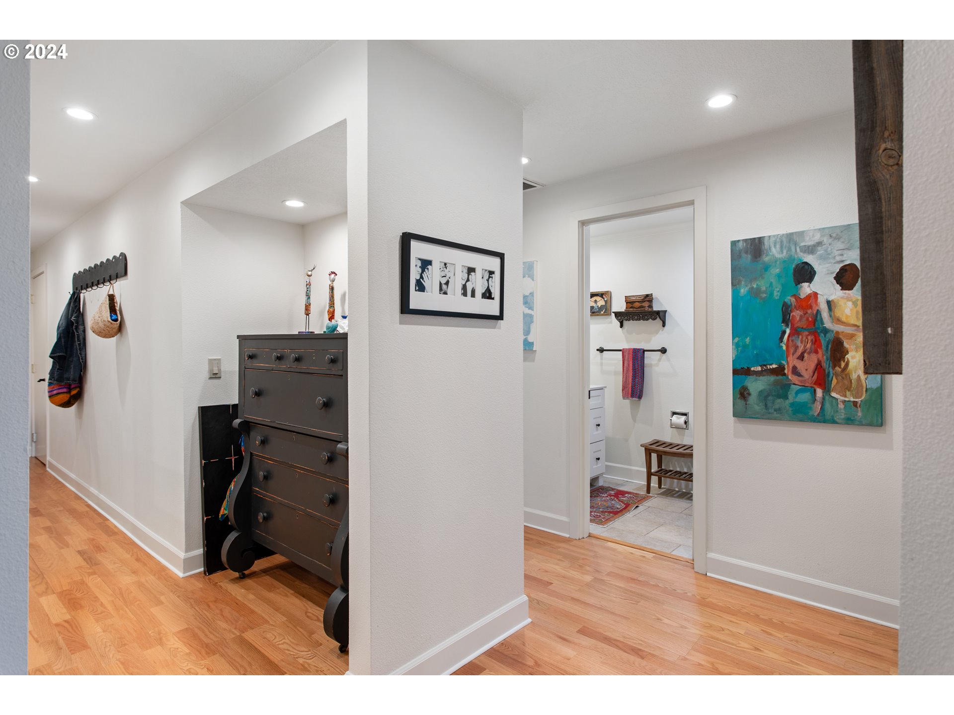 5630 South Riverside Lane, Unit 21 Portland, OR 97239 - Photo 16 of 33 Gallery Image 16