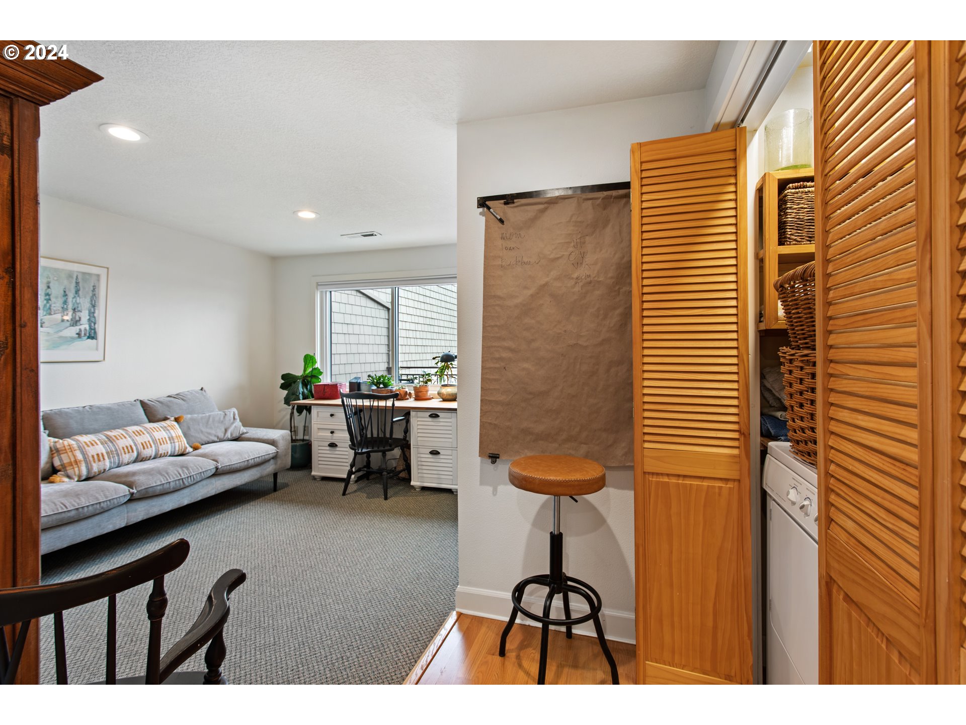 5630 South Riverside Lane, Unit 21 Portland, OR 97239 - Photo 17 of 33 Gallery Image 17