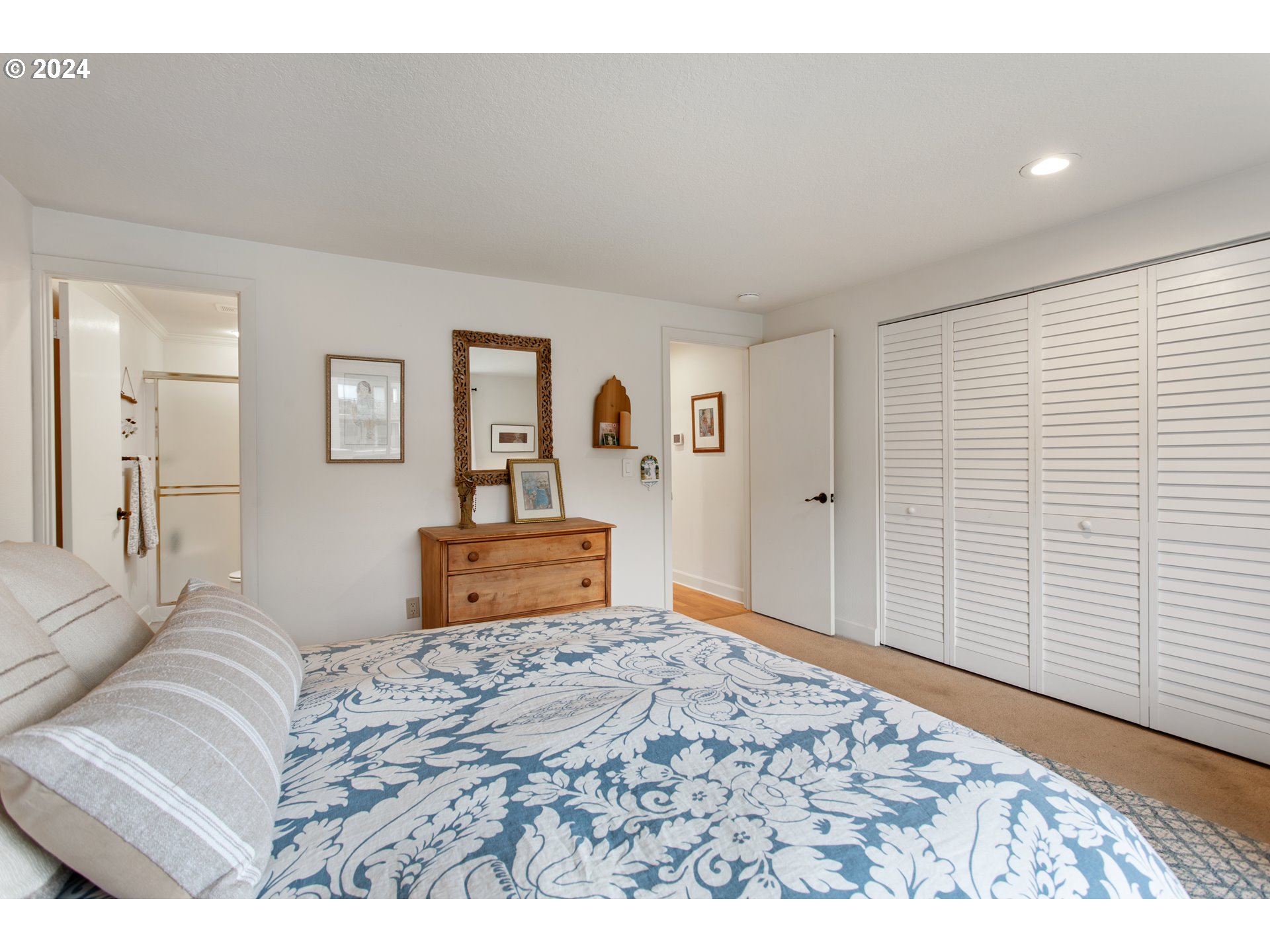 5630 South Riverside Lane, Unit 21 Portland, OR 97239 - Photo 23 of 33 Gallery Image 23