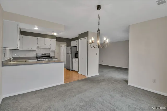 $190,000 | 45 Beehunter Court, Unit D, Amherst, NY 14051