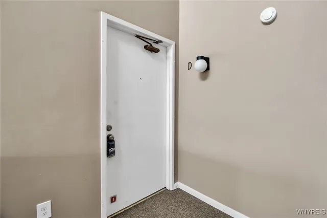 $190,000 | 45 Beehunter Court, Unit D, Amherst, NY 14051