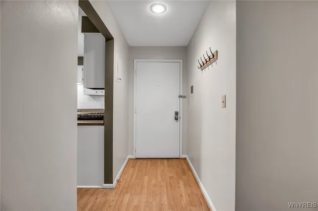 $190,000 | 45 Beehunter Court, Unit D, Amherst, NY 14051