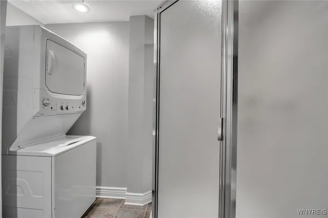 $190,000 | 45 Beehunter Court, Unit D, Amherst, NY 14051