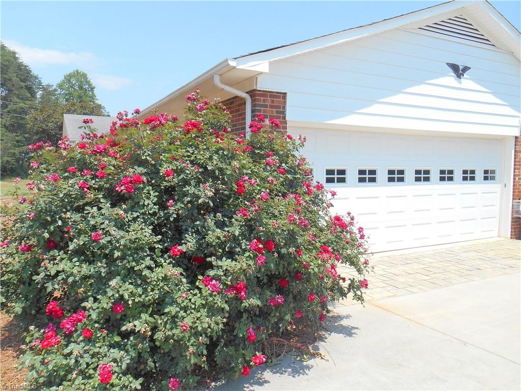 504 Eldora Road Ararat, NC 27007 - Photo 18 of 20 Gallery Image 18