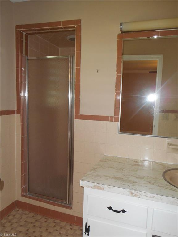 504 Eldora Road Ararat, NC 27007 - Photo 9 of 20 Gallery Image 9