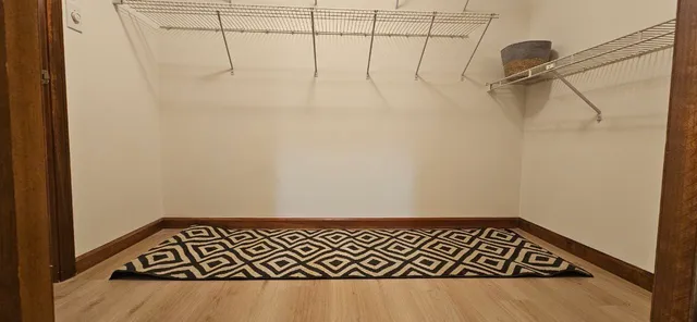 a view of a utility room