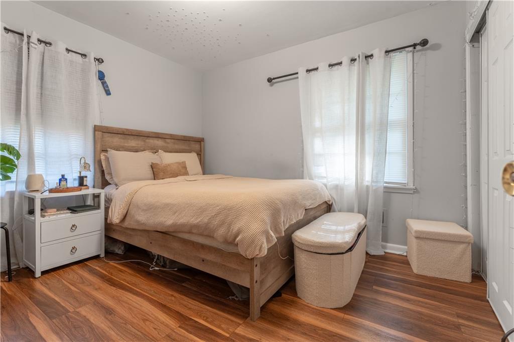 3554 Pine Street Atlanta, GA 30340 - Photo 10 of 21 a bathroom with a sink toilet and shower