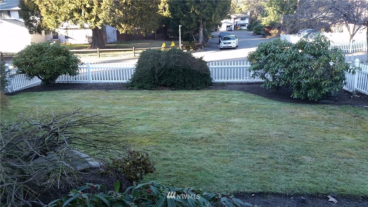2910 165th Place Southeast Bothell, WA 98012 - Photo 12 of 13 Gallery Image 12