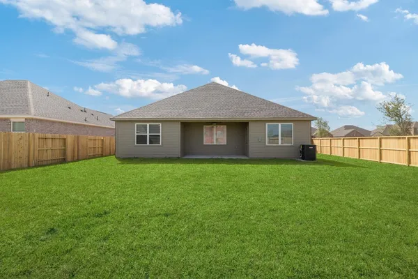 $341,900 | 2908 Fair Wind Lane, Texas City, TX 77510