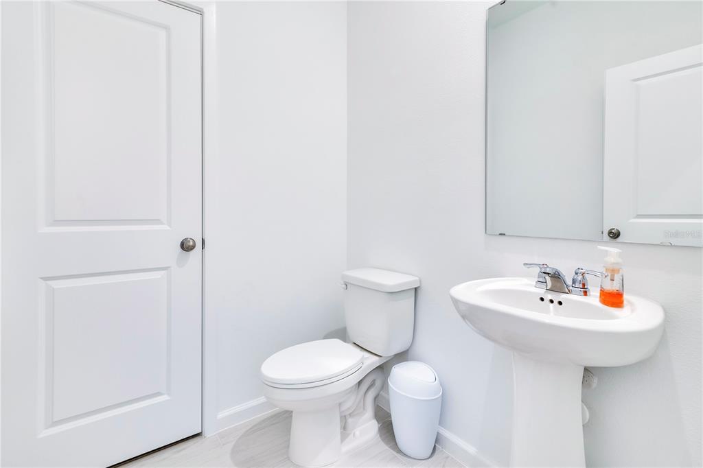 3532 Douglas Fir Drive Apopka, FL 32703 - Photo 9 of 38