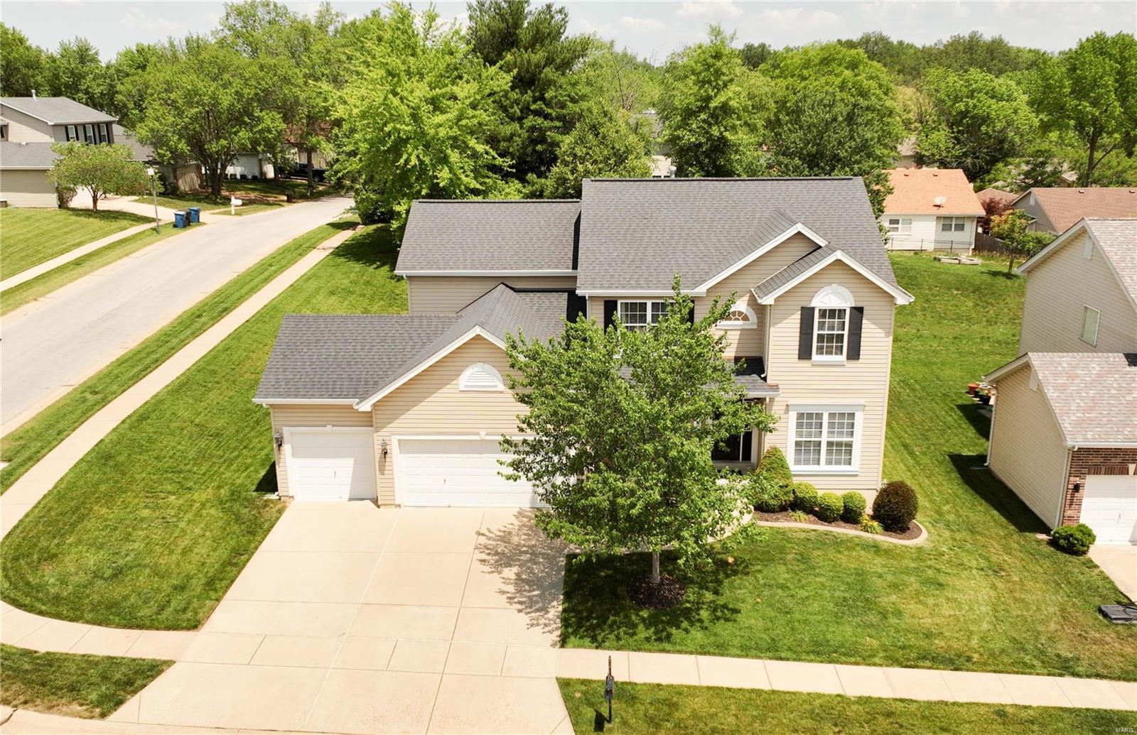 245 Magnolia Trace Drive Ballwin, MO 63021 - Photo 31 of 39