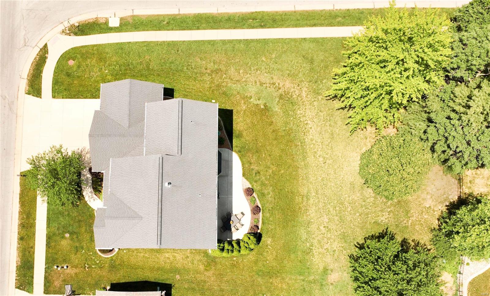 245 Magnolia Trace Drive Ballwin, MO 63021 - Photo 33 of 39