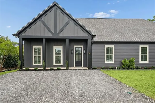 $4,000 | 715 West 18th Avenue, Covington, LA 70433