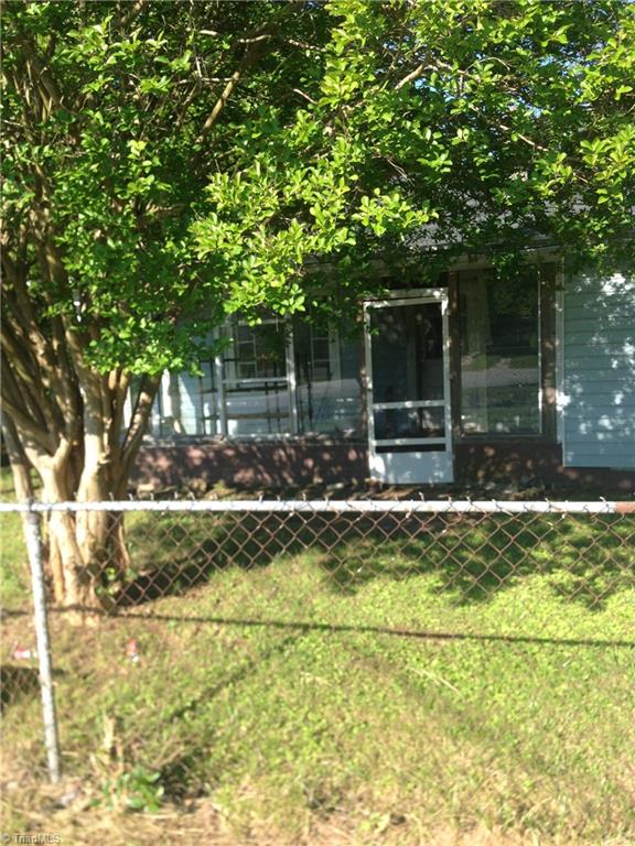 705 Zane Perkins Drive Lexington, NC 27292 - Photo 1 of 9 Fenced in property
