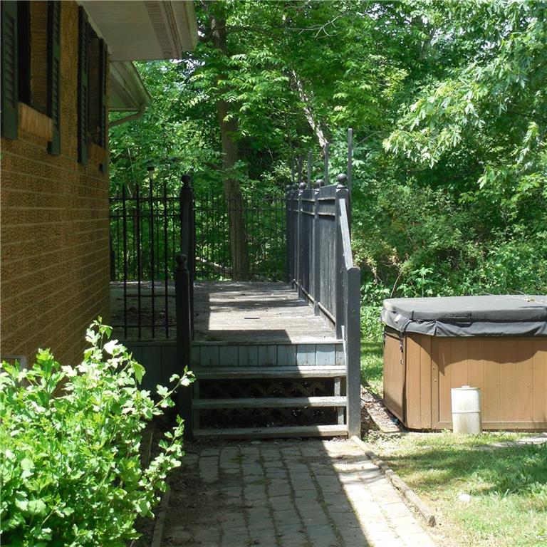 1555 Old Princeton Road New Castle, PA 16101 - Photo 5 of 25 Wrap around deck