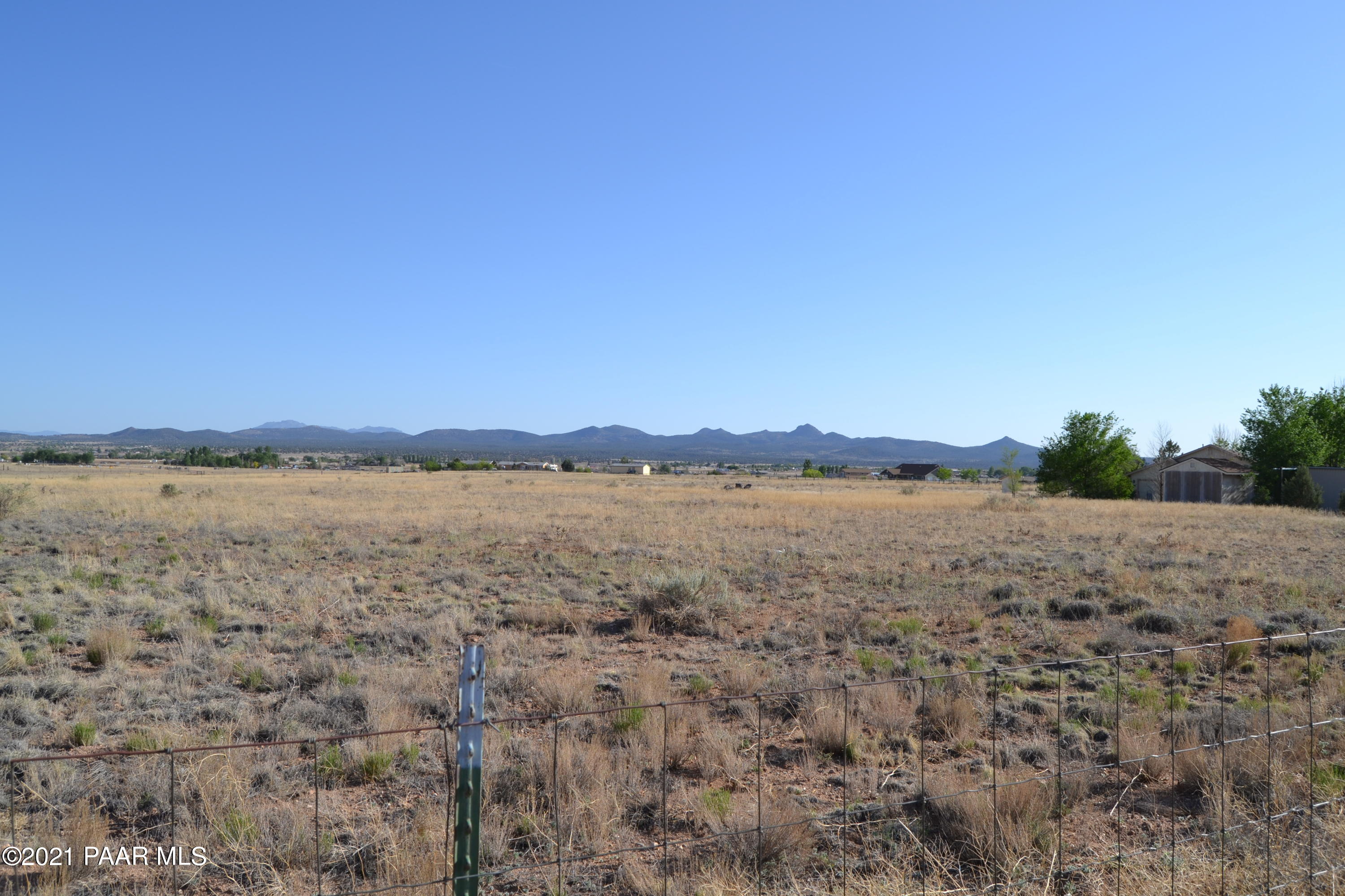 1825 West Big Sky Ranch Road Paulden, AZ 86334 - Photo 1 of 11 DSC_0230