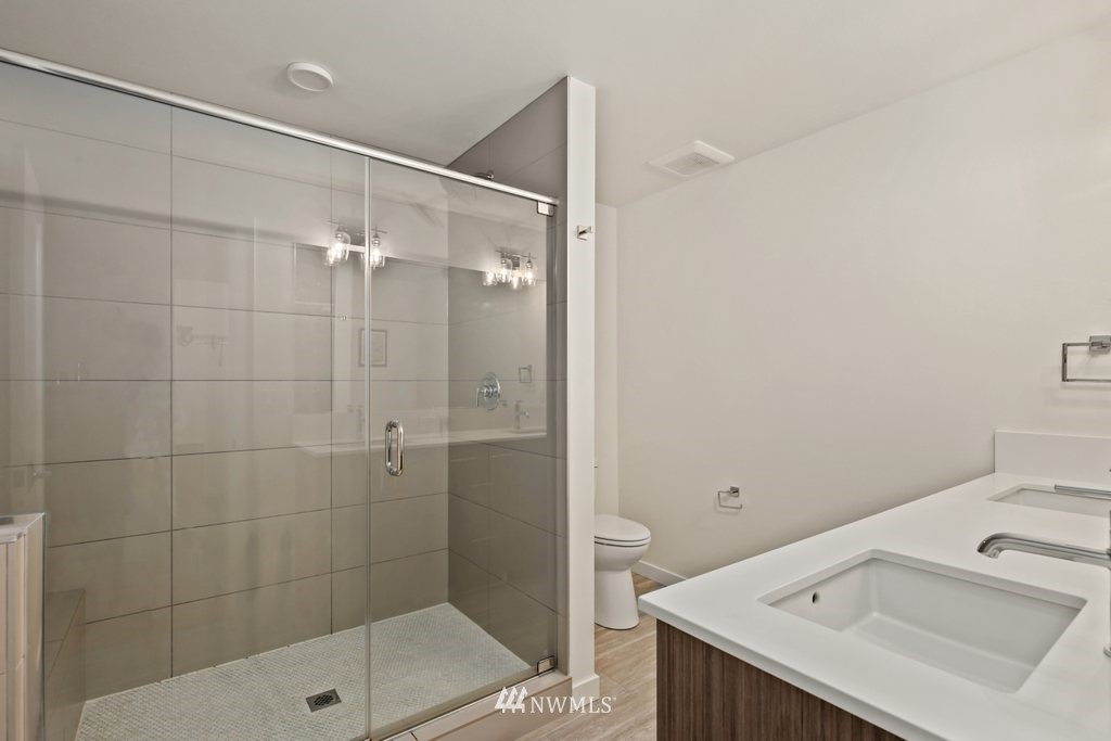 1117 East Howell Street Seattle, WA 98122 - Photo 17 of 30