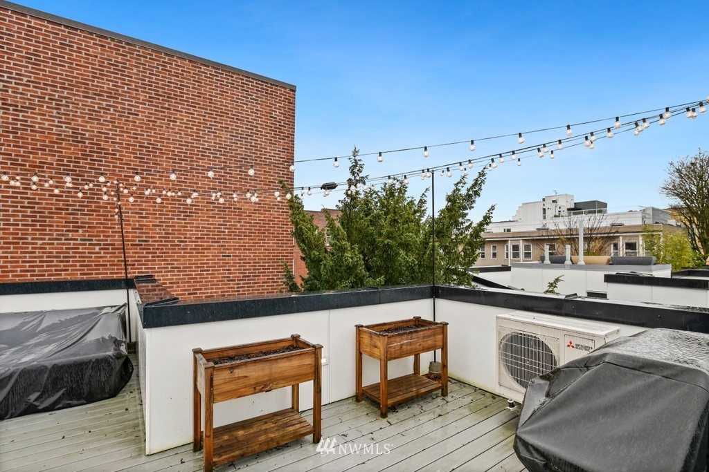 1117 East Howell Street Seattle, WA 98122 - Photo 27 of 30