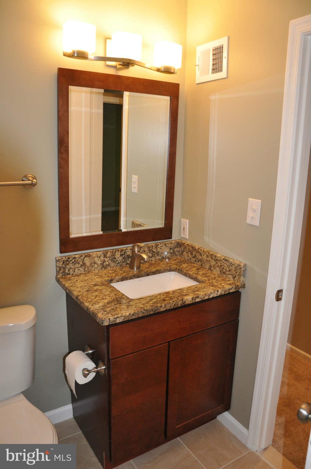 5608 Kirkham Court Springfield, VA 22151 - Photo 12 of 22 Bath