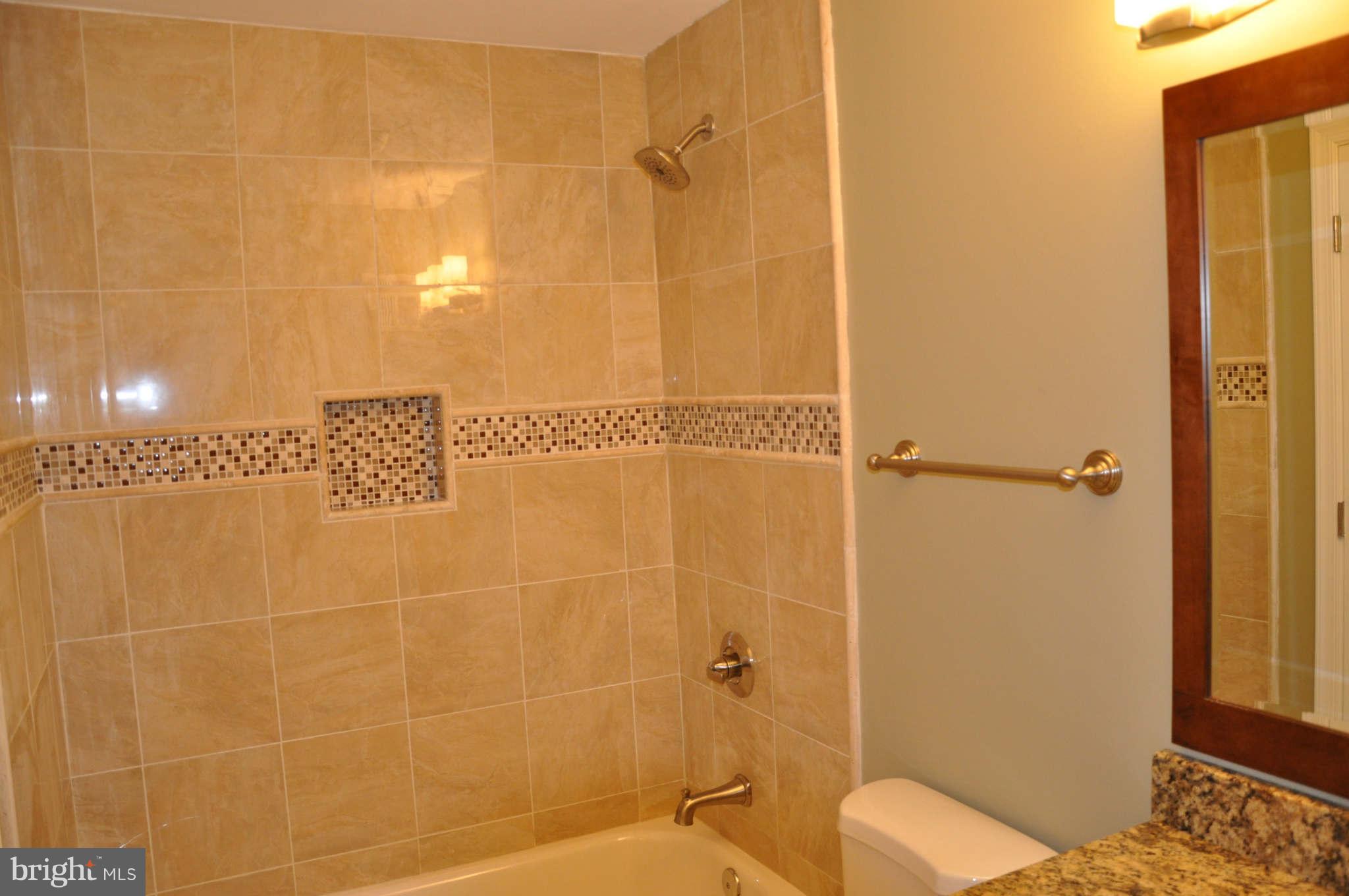 5608 Kirkham Court Springfield, VA 22151 - Photo 13 of 22 Bath