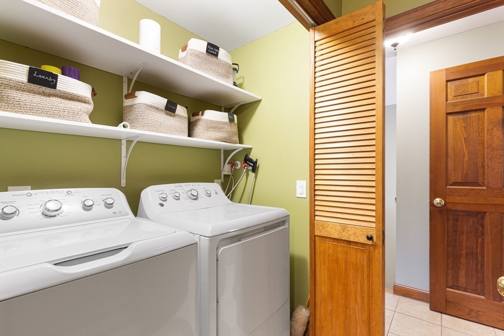 159 Crescent Street Bridgewater, MA 02324 - Photo 11 of 36