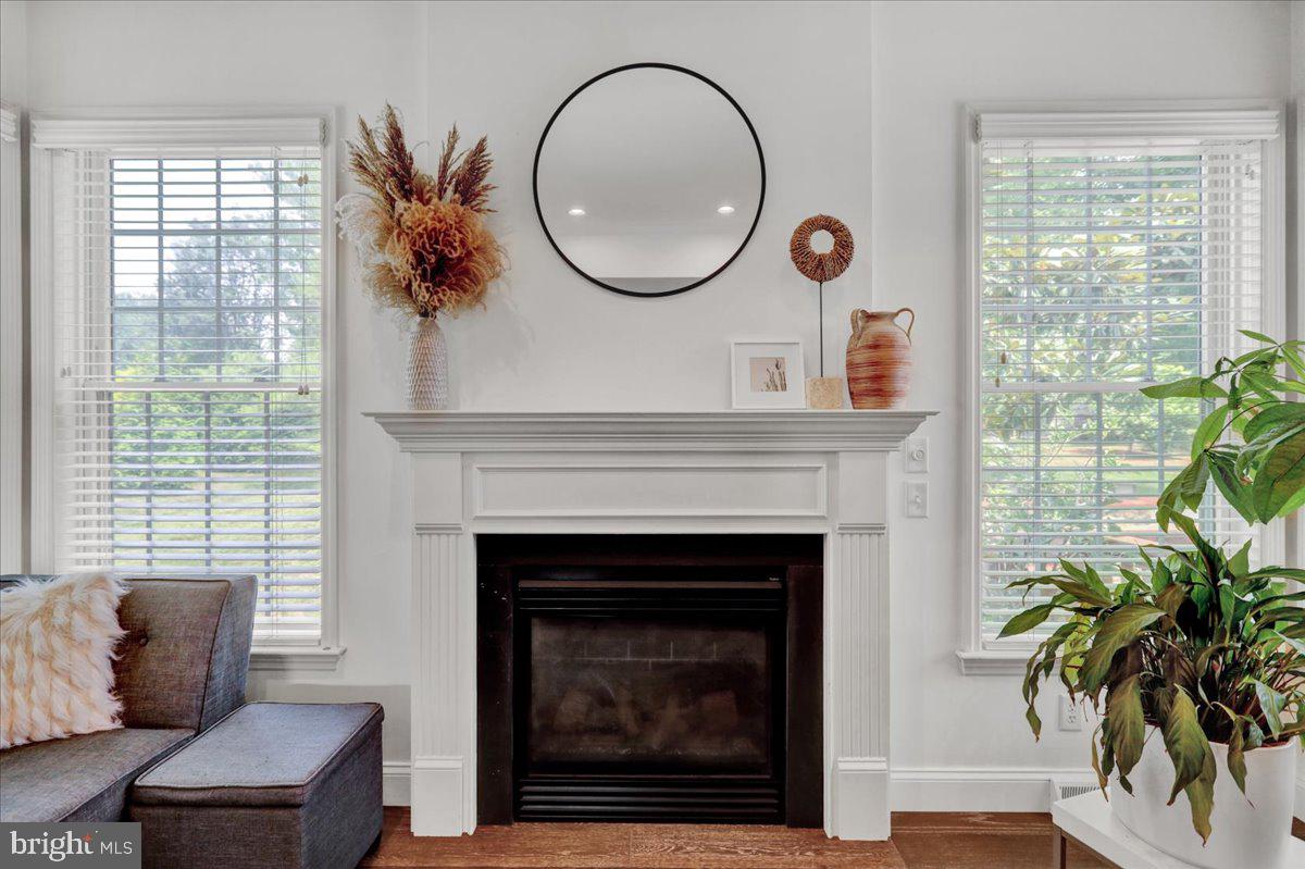 13 Ridgefield Drive Lancaster, PA 17602 - Photo 12 of 68 Gas fireplace