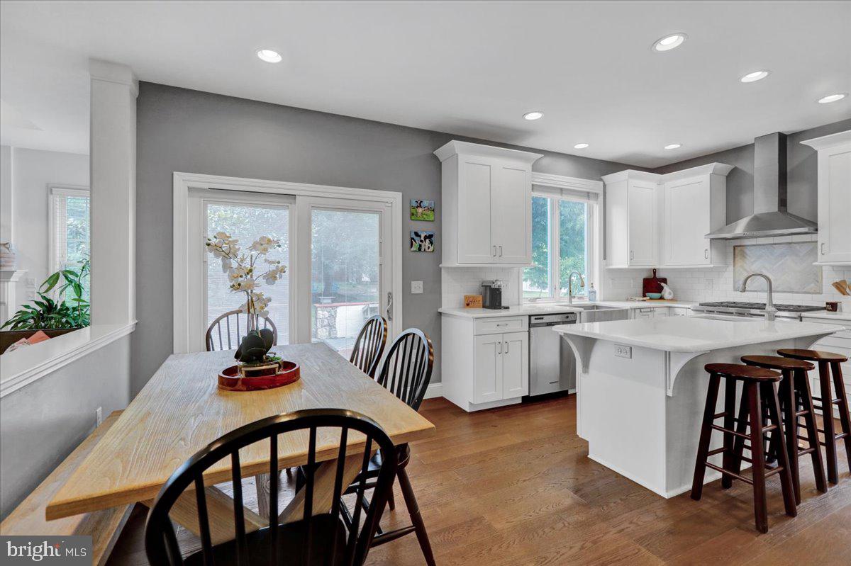 13 Ridgefield Drive Lancaster, PA 17602 - Photo 15 of 68 Kitchen Dining area