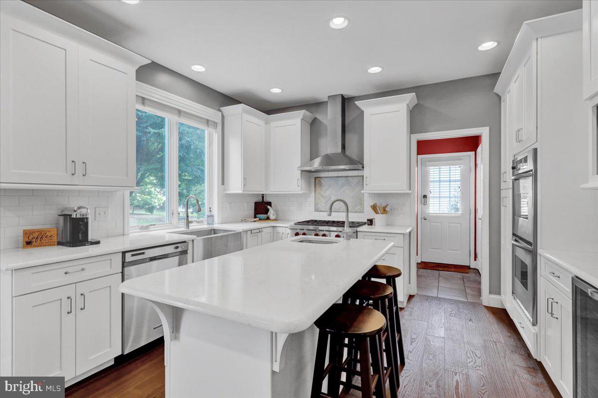 13 Ridgefield Drive Lancaster, PA 17602 - Photo 16 of 68 Classic White Cabinetry!