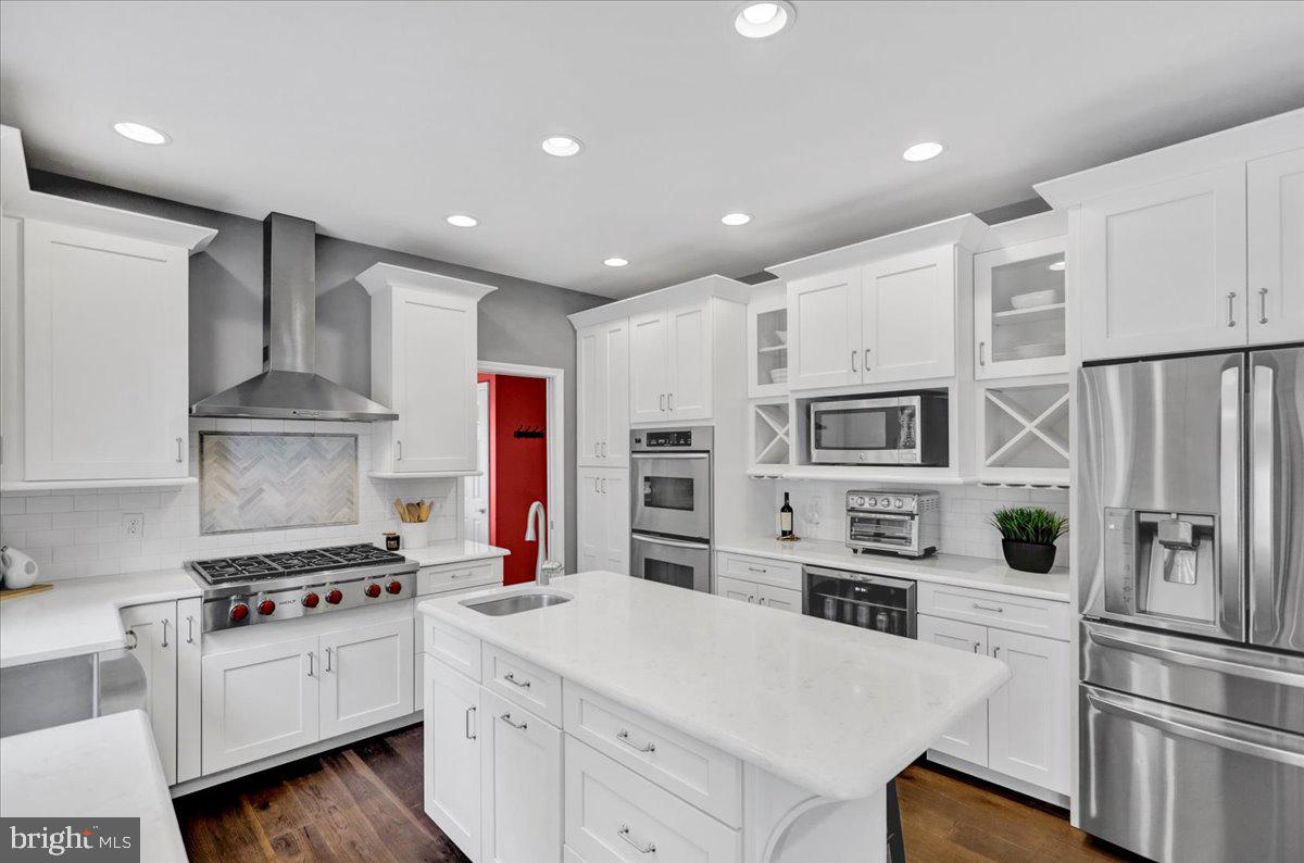 13 Ridgefield Drive Lancaster, PA 17602 - Photo 17 of 68 Quartz Countertops & SS Appliances