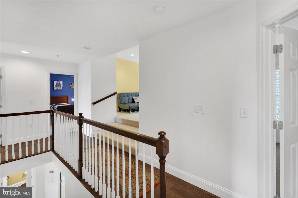 13 Ridgefield Drive Lancaster, PA 17602 - Photo 28 of 68 2nd floor hallway - wood flooring