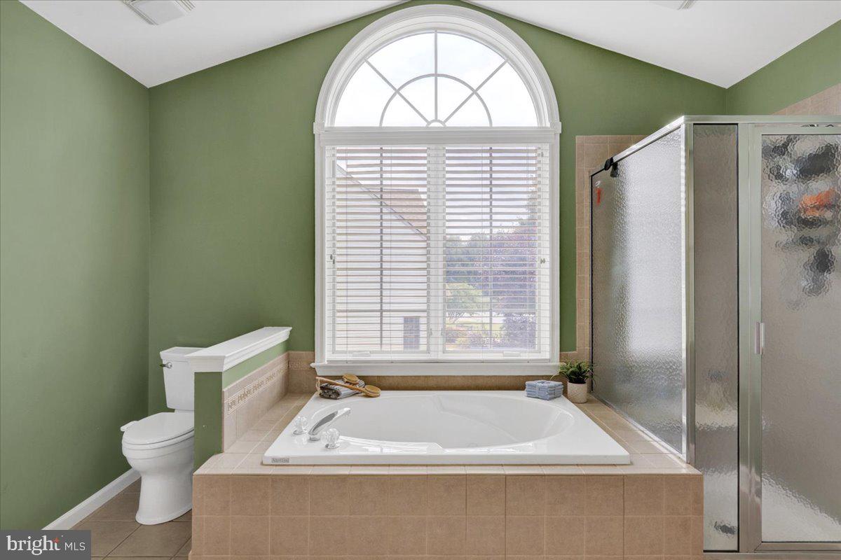 13 Ridgefield Drive Lancaster, PA 17602 - Photo 38 of 68 Jetted tub