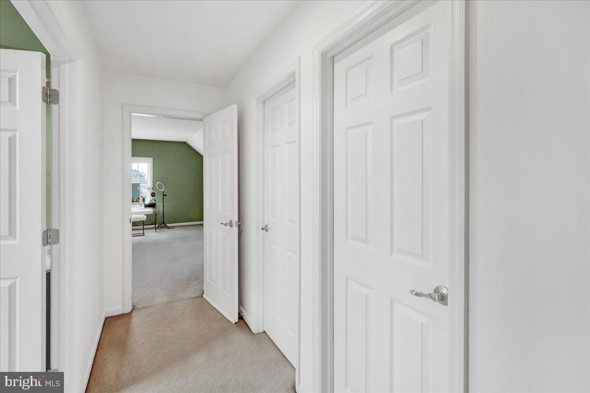 13 Ridgefield Drive Lancaster, PA 17602 - Photo 40 of 68 2 walk-in closet on Right