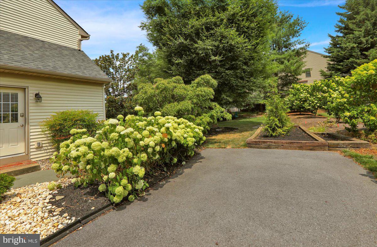 13 Ridgefield Drive Lancaster, PA 17602 - Photo 67 of 68 Additional parking area