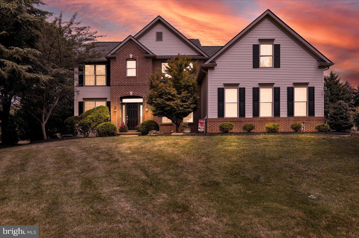 13 Ridgefield Drive Lancaster, PA 17602 - Photo 68 of 68 Great place to call home at the end of a long day!
