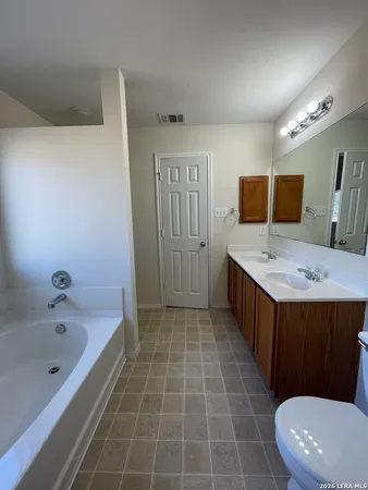 $2,250 | 25447 Longbranch Run, San Antonio, TX 78261