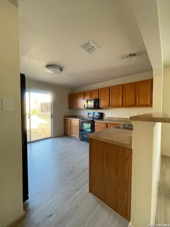 $2,250 | 25447 Longbranch Run, San Antonio, TX 78261