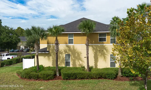 a view of an entryway