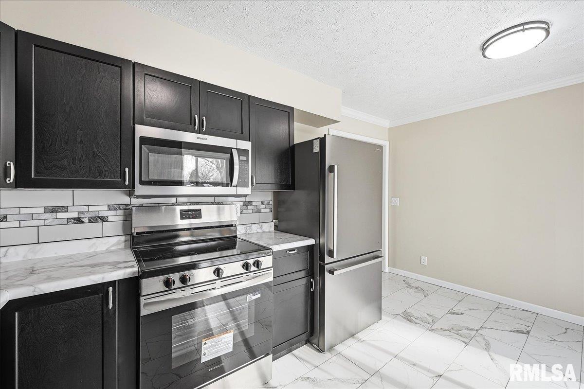 1721 Johnson Drive Normal, IL 61761 - Photo 10 of 26