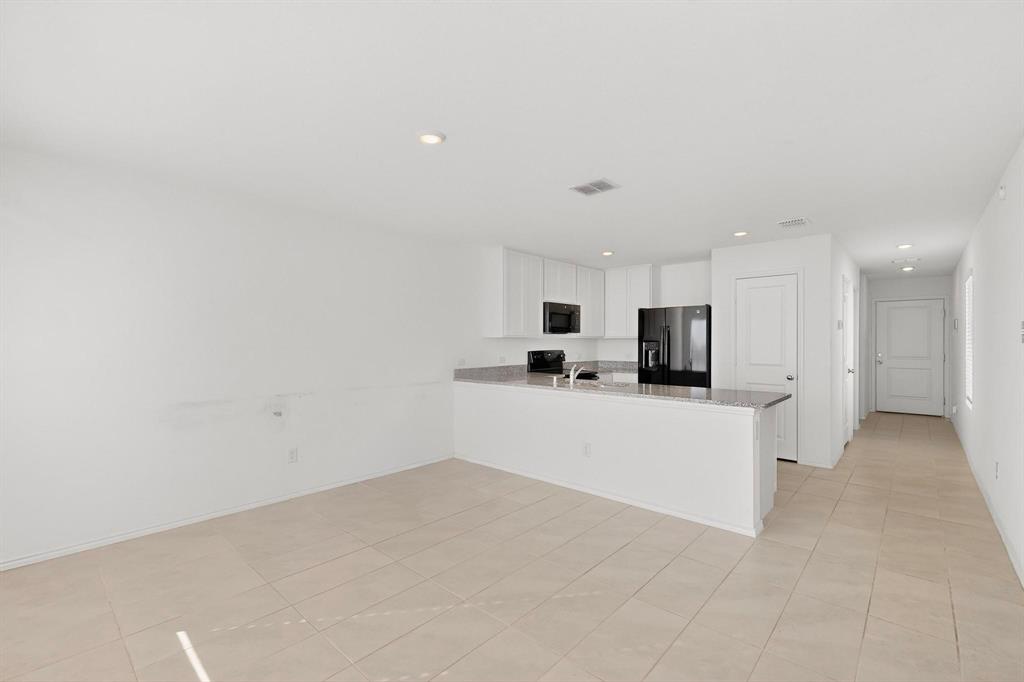 161 Boxberry Way Princeton, TX 75407 - Photo 5 of 35