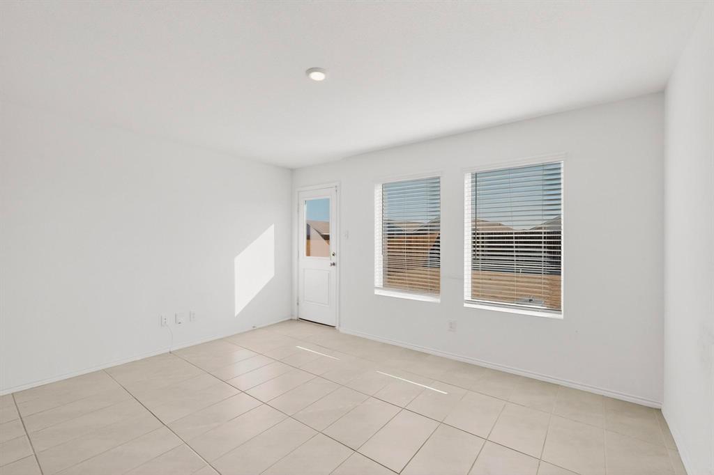 161 Boxberry Way Princeton, TX 75407 - Photo 6 of 35