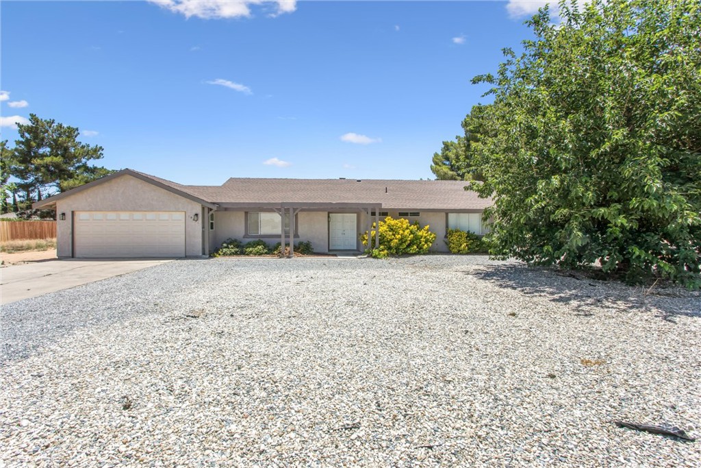 19891 Talihina Road Apple Valley, CA 92307 - Photo 7 of 81