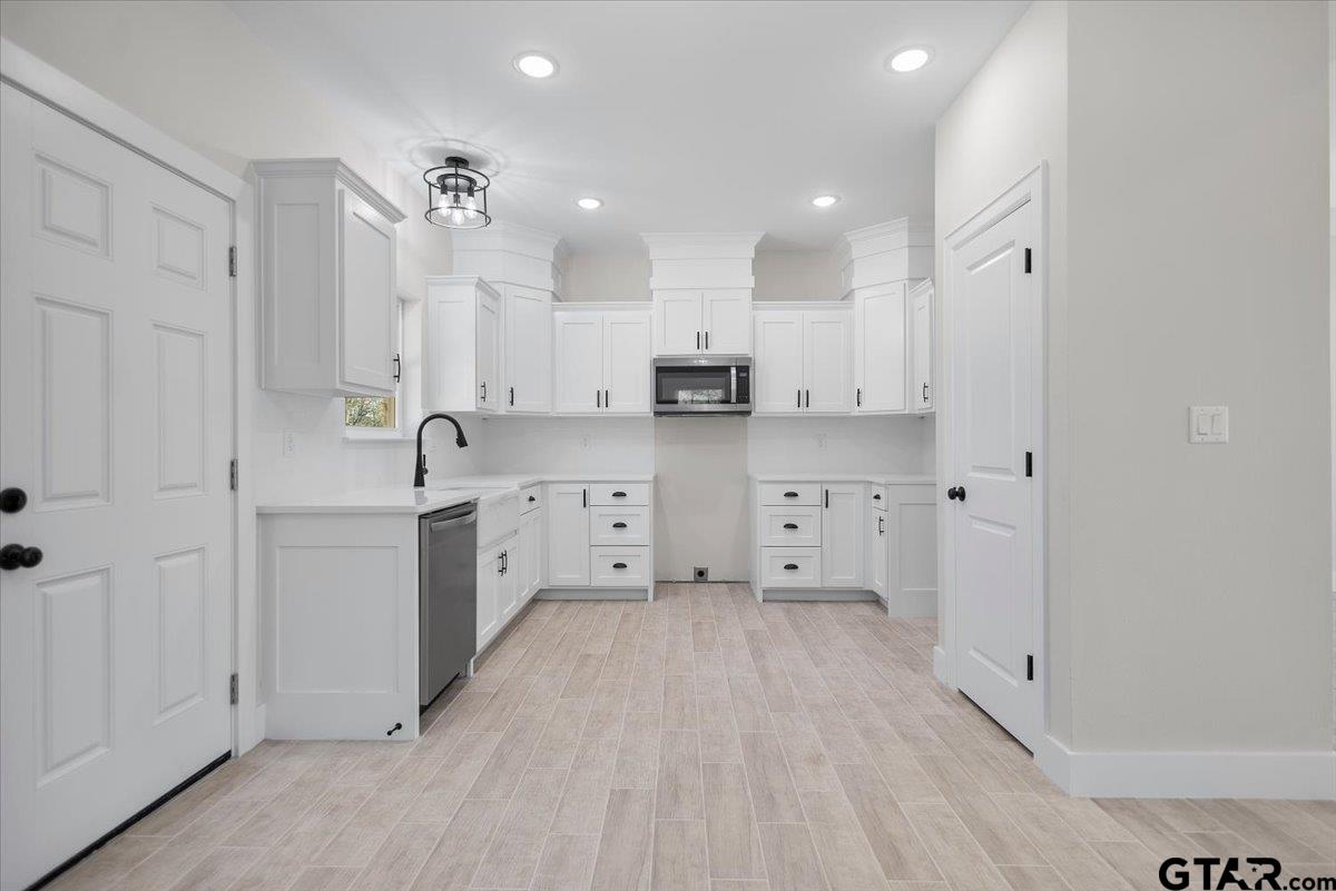 15101 County Road 384 Tyler, TX 75708 - Photo 11 of 40