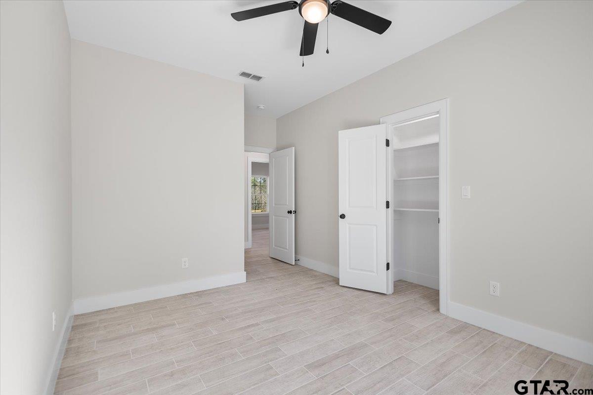 15101 County Road 384 Tyler, TX 75708 - Photo 17 of 40